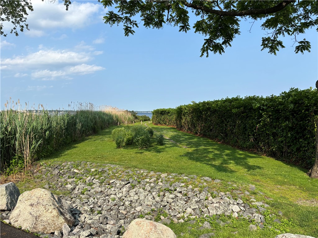 16 Mayor Lane Warwick, RI 02889 - Photo 19 of 20