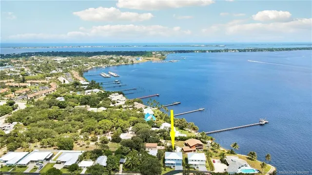 $1,125,000 | 1023 Northeast Orange Avenue, Jensen Beach, FL 34957