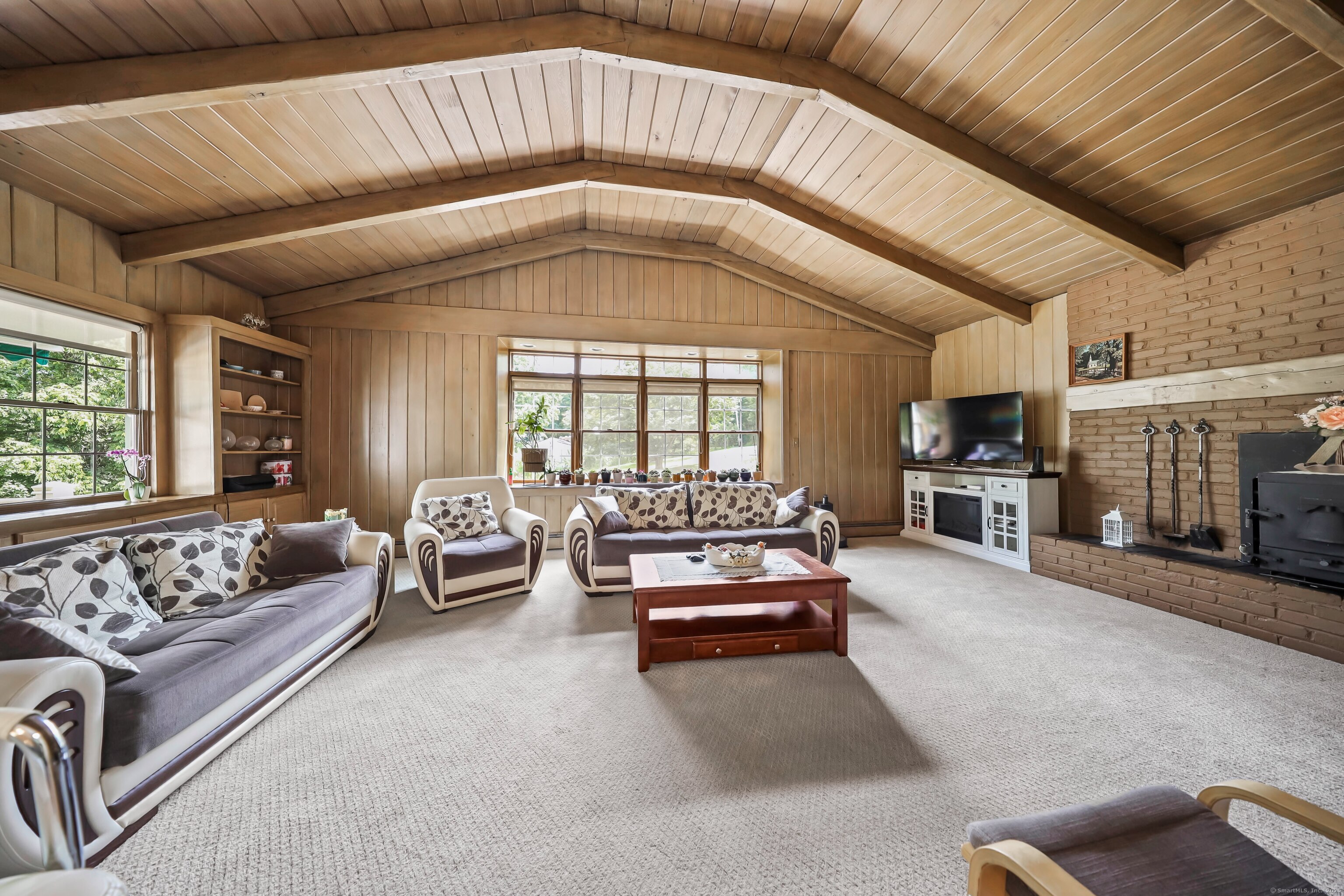 11 Ariel Road Woodbridge, CT 06525 - Photo 20 of 33