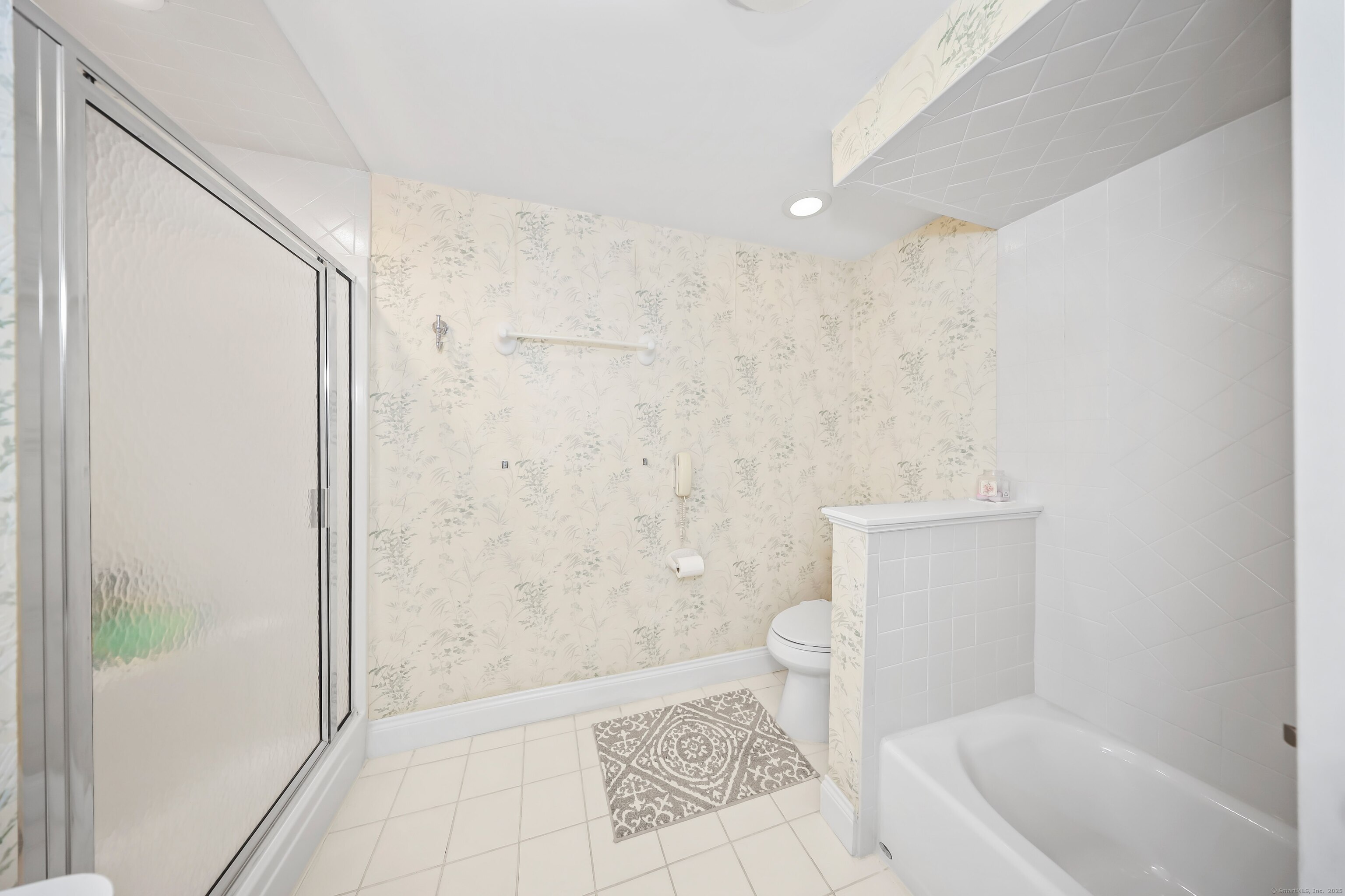 11 Ariel Road Woodbridge, CT 06525 - Photo 25 of 33