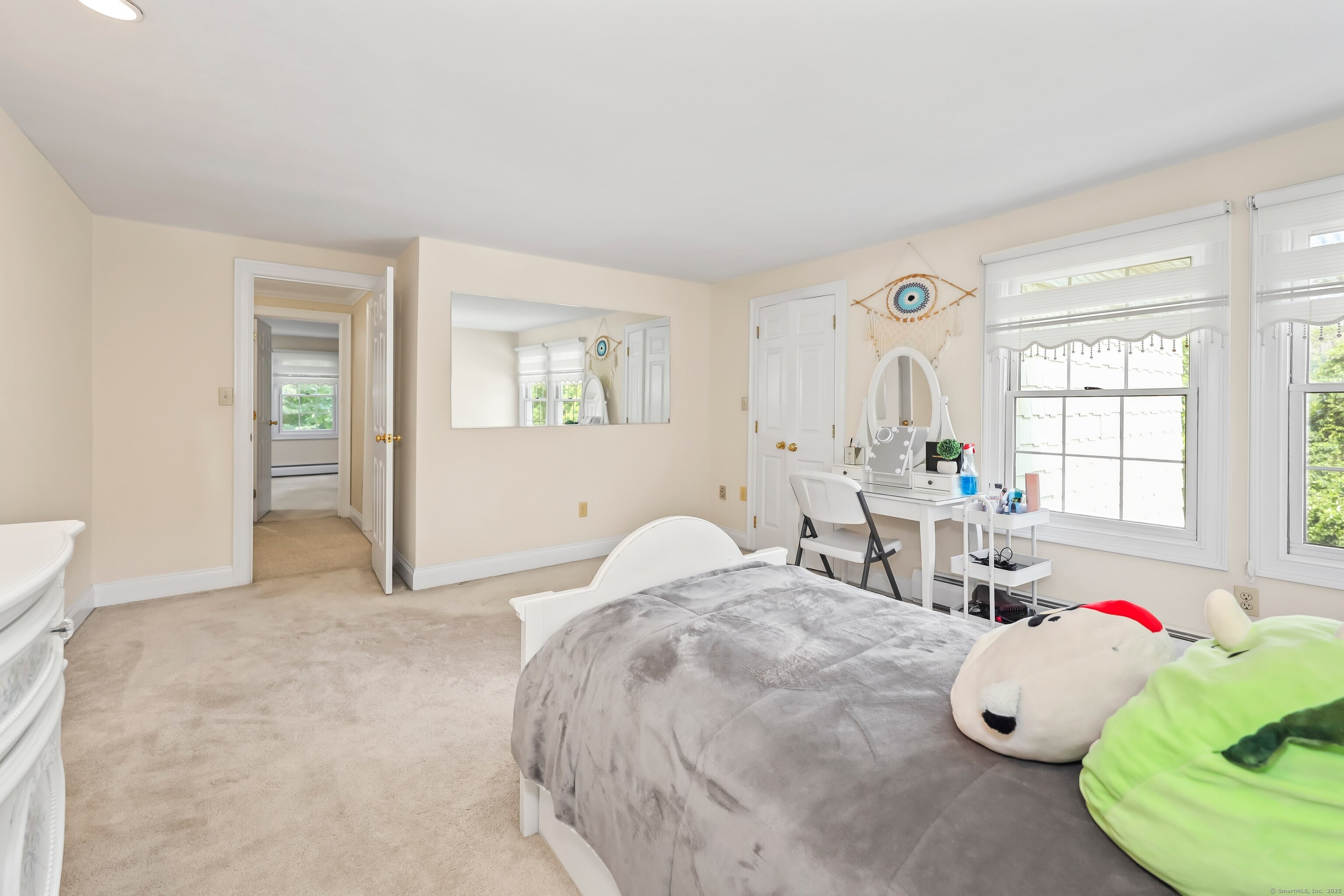 11 Ariel Road Woodbridge, CT 06525 - Photo 27 of 33