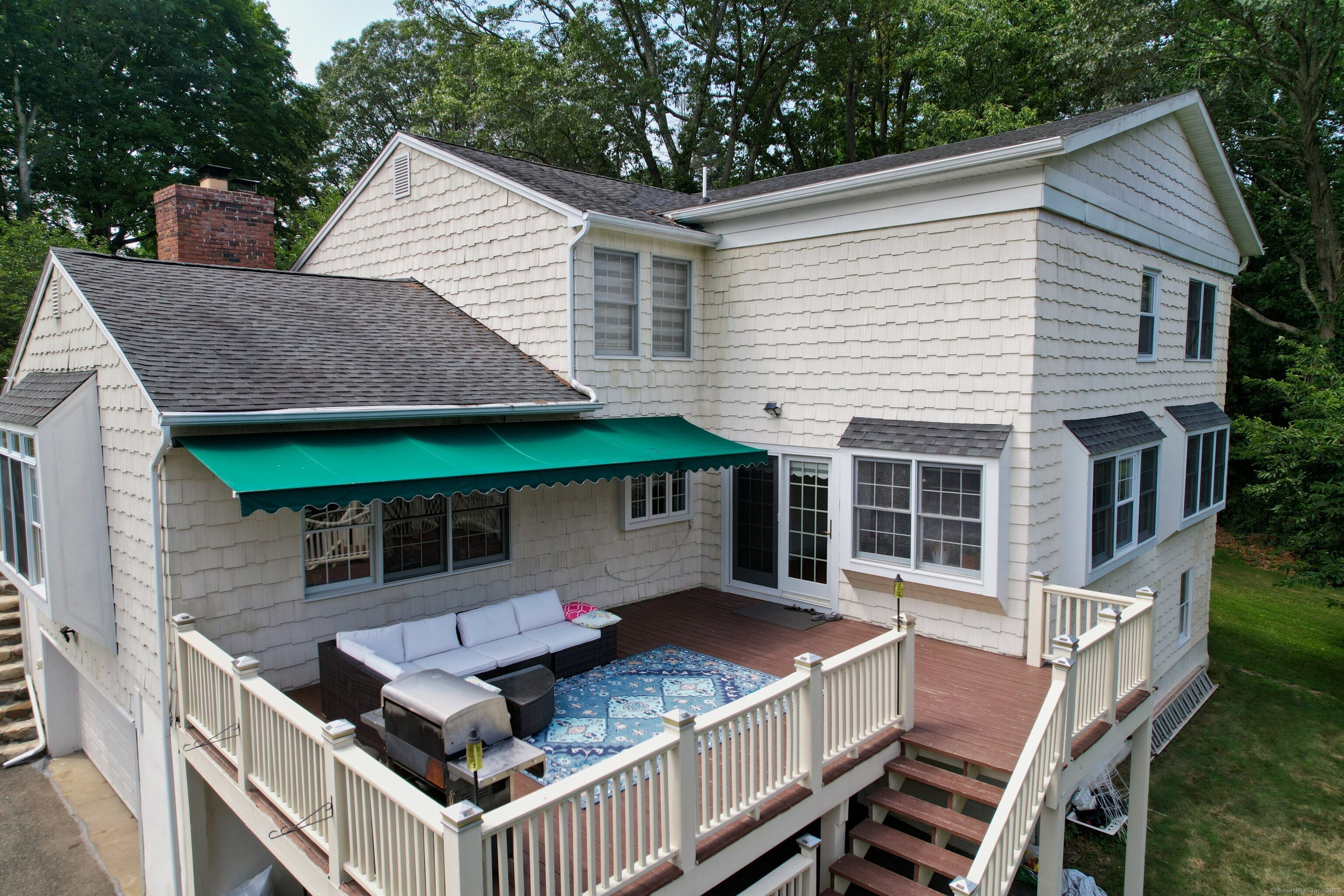 11 Ariel Road Woodbridge, CT 06525 - Photo 8 of 33