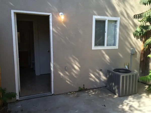 a view of an entrance of the house