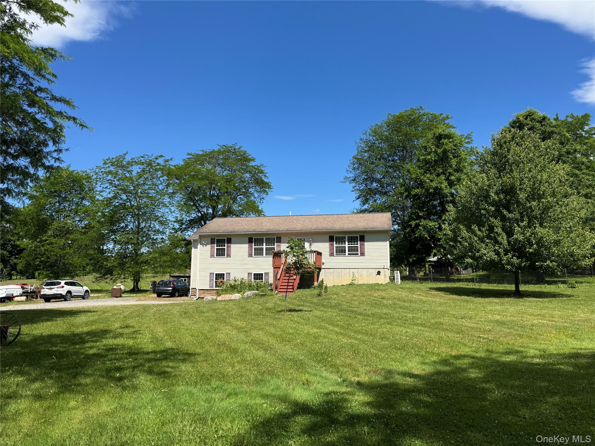 1556 Albany Post Road Wallkill, NY 12589 - Photo 20 of 28