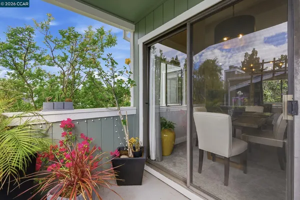 $445,000 | 1050 Maywood Lane, Martinez, CA 94553