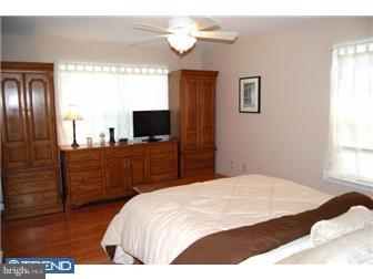 808 Rittenhouse Drive Reading, PA 19606 - Photo 7 of 12 Gallery Image 7