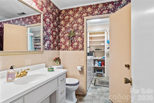 $309,000 | 308 Taubrook Place Northwest, Lenoir, NC 28645