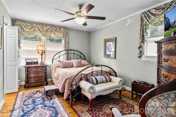 $309,000 | 308 Taubrook Place Northwest, Lenoir, NC 28645