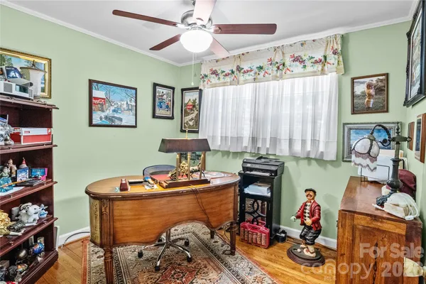 $309,000 | 308 Taubrook Place Northwest, Lenoir, NC 28645