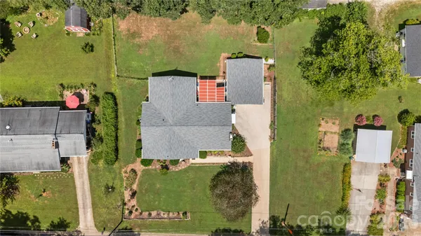 $309,000 | 308 Taubrook Place Northwest, Lenoir, NC 28645