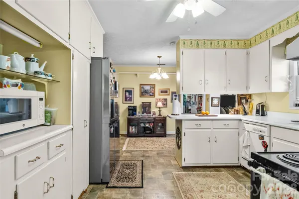 $309,000 | 308 Taubrook Place Northwest, Lenoir, NC 28645