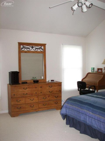 10124 North Sheridan Road Montrose, MI 48457 - Photo 17 of 44 20354083-16.JPG