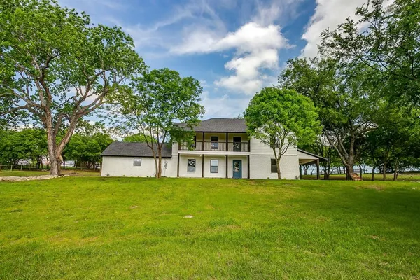 $576,500 | 116 Remuda Drive, Fort Worth, TX 76108