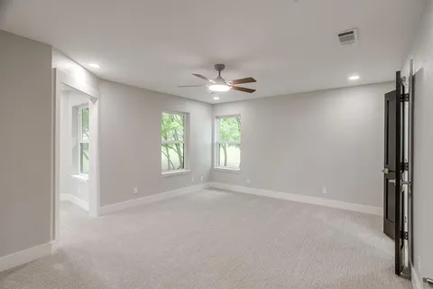 $576,500 | 116 Remuda Drive, Fort Worth, TX 76108