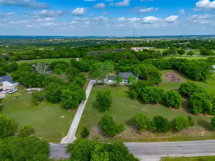 $576,500 | 116 Remuda Drive, Fort Worth, TX 76108