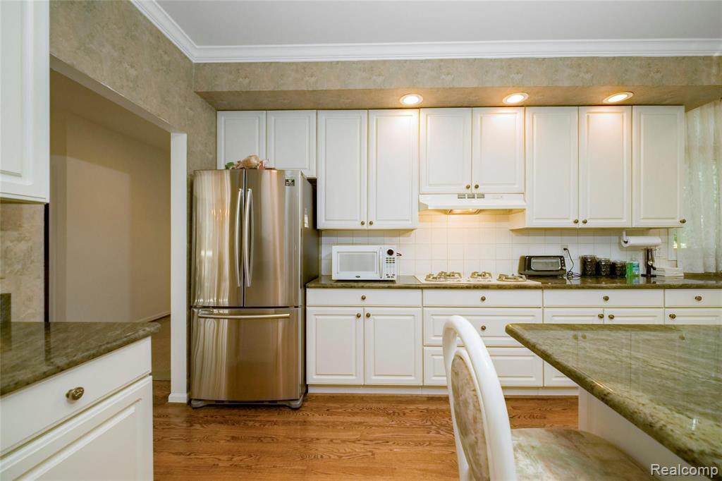 3743 Sleepy Fox Drive Rochester Hills, MI 48309 - Photo 19 of 55
