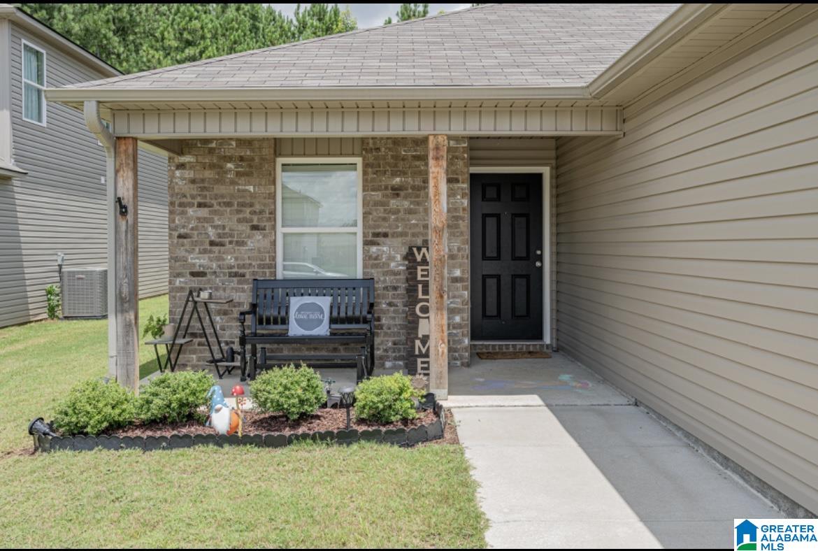 256 Hidden Trace Court Montevallo, AL 35115 - Photo 2 of 28