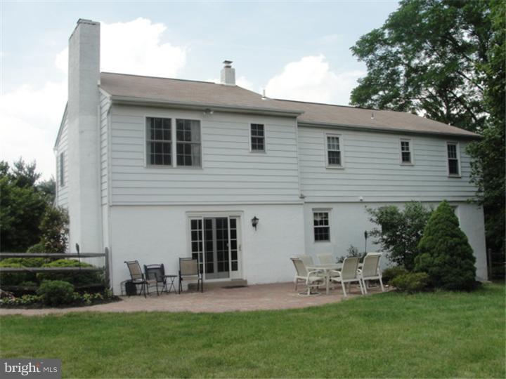 558 Beck Road Souderton, PA 18964 - Photo 15 of 19 Exterior Back