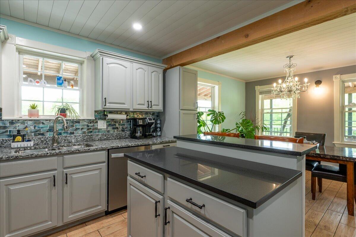 55 Mountain View Extension Rockland, ME 04841 - Photo 5 of 61 06-55 Mountain View Ext-6