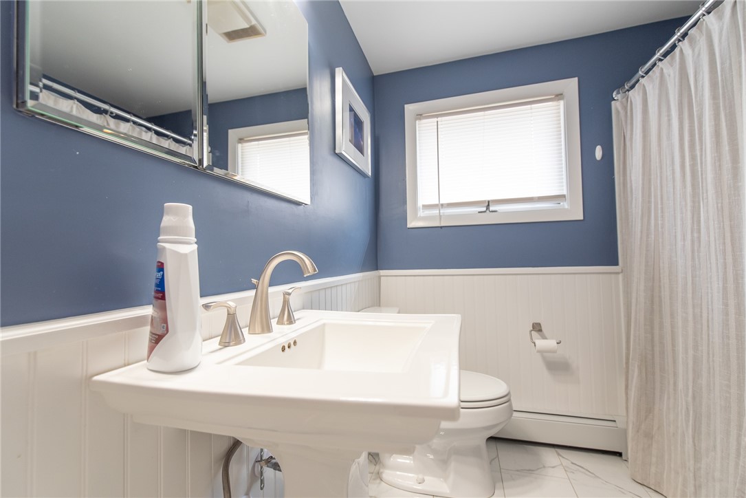 72 Flagg Avenue Warwick, RI 02886 - Photo 16 of 29