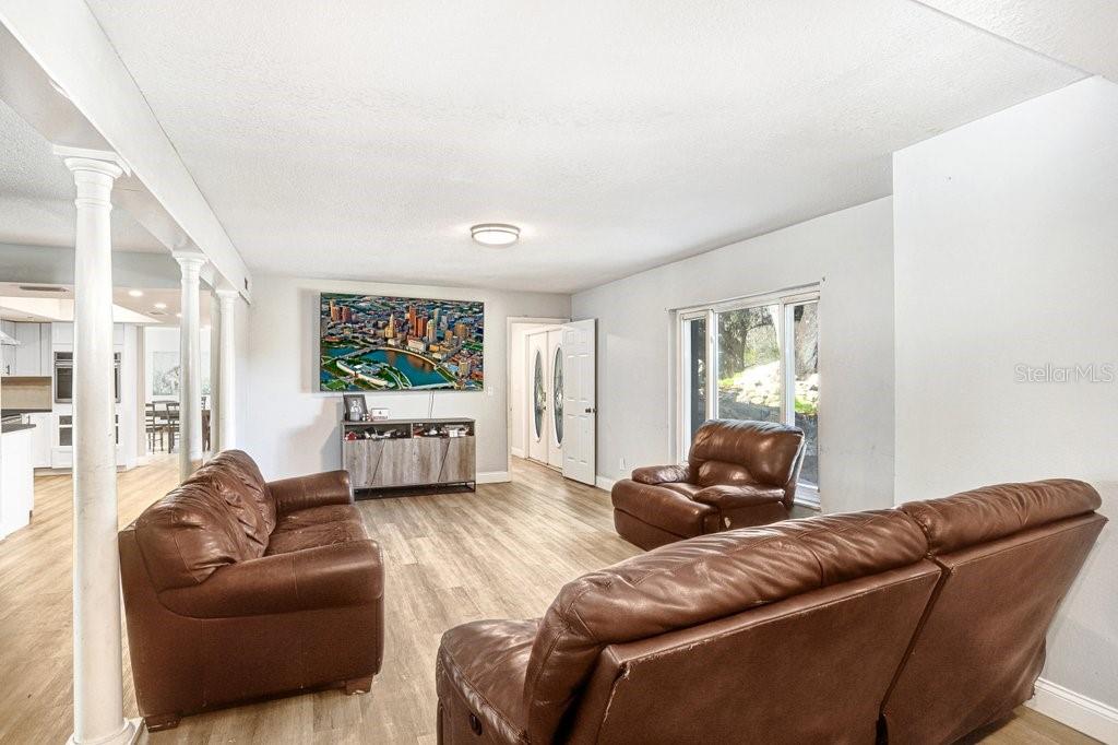 17308 Tobacco Road Lutz, FL 33558 - Photo 7 of 43