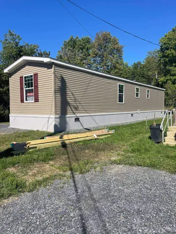 $94,796 | 143 Oak Street, St. Johnsbury, VT 05819