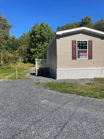 $94,796 | 143 Oak Street, St. Johnsbury, VT 05819