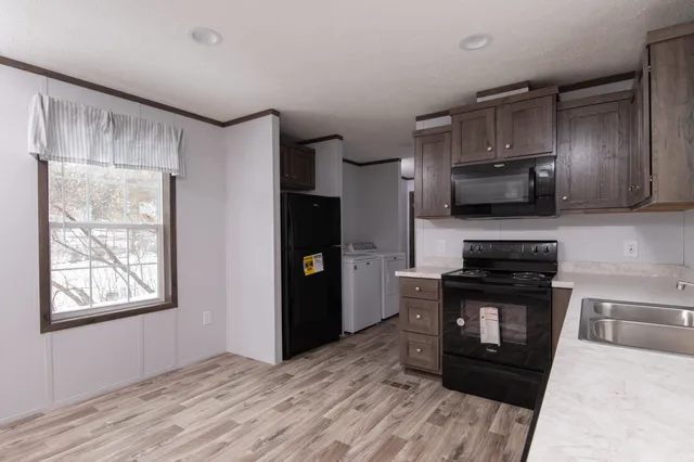 $94,796 | 143 Oak Street, St. Johnsbury, VT 05819