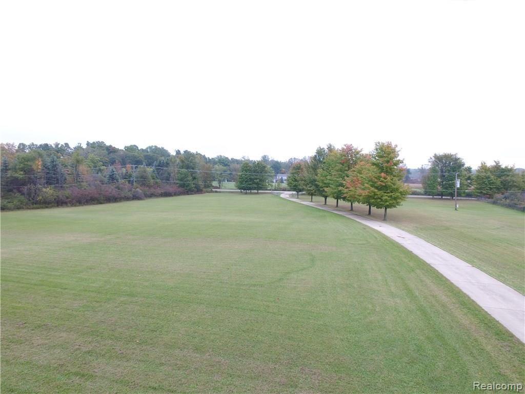 634 South Maple Leaf Road Lapeer, MI 48446 - Photo 3 of 37 634 S Mapleleaf Rd (4).JPG