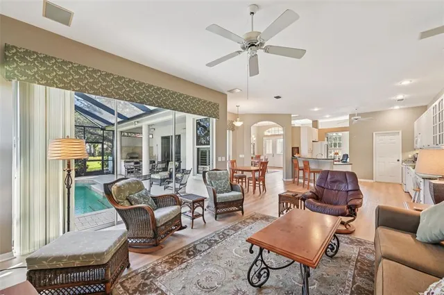 $649,900 | 514 Summerfield Way, Venice, FL 34292