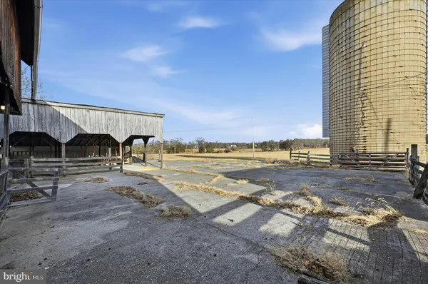 $725,000 | 2048 Co Rte 1/11, Kearneysville, WV 25430