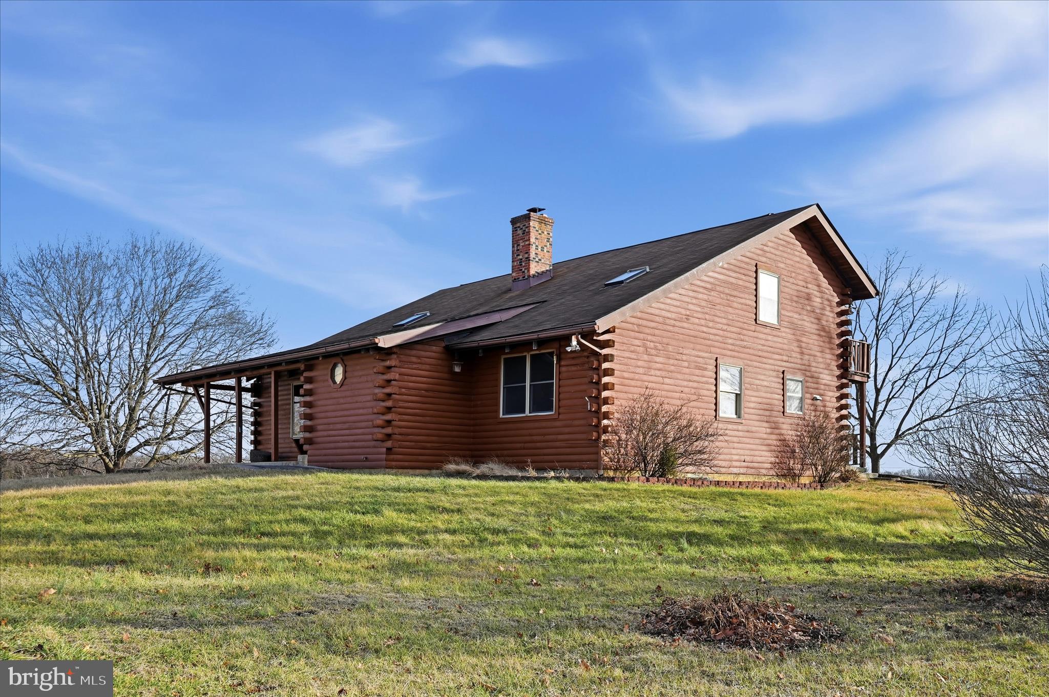 2048 Co Rte 1/11 Kearneysville, WV 25430 - Photo 74 of 95 a front view of house with garden