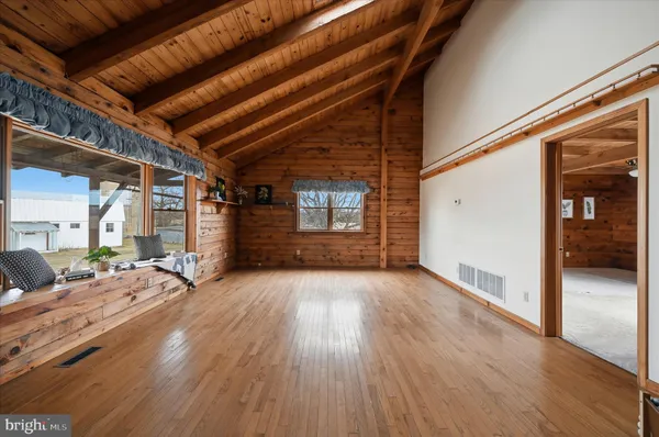 $725,000 | 2048 Co Rte 1/11, Kearneysville, WV 25430