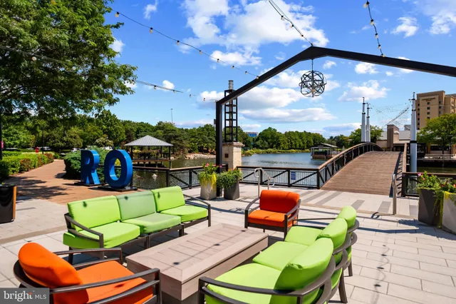 $615,000 | 506 Diamondback Drive, Unit 438, Gaithersburg, MD 20878