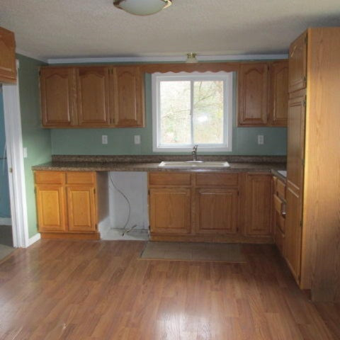 1696 North Sheridan Road Muskegon, MI 49445 - Photo 3 of 5 1696 N Sheridan Kitchen