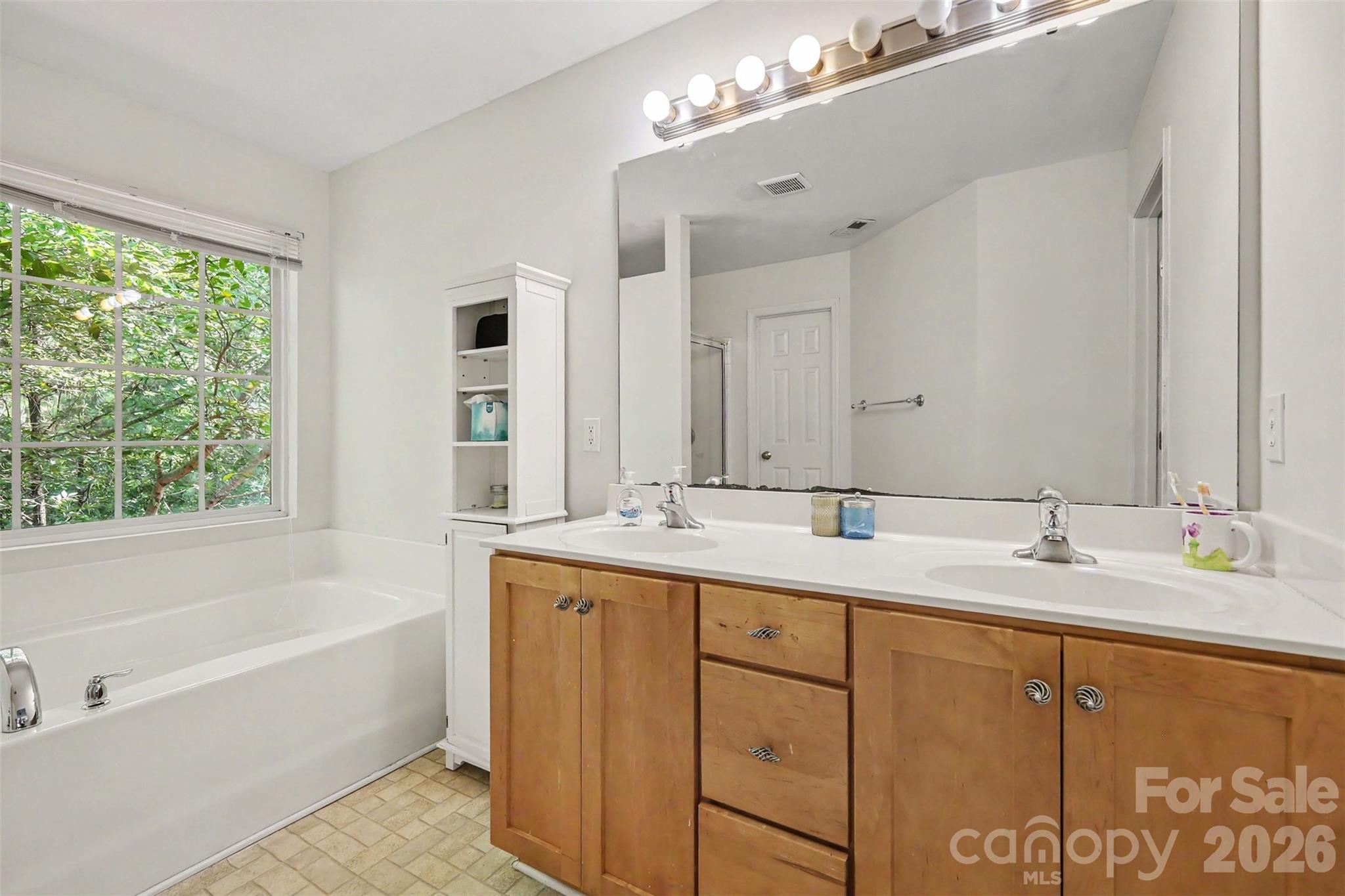 7218 Cascading Pines Drive Fort Mill, SC 29708 - Photo 20 of 38 Gallery Image 20