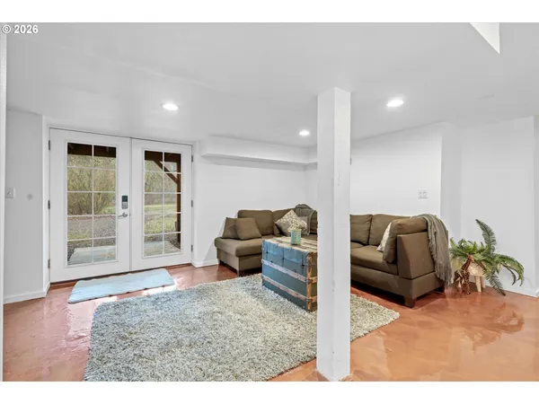 $875,000 | 44409 Southwest Knight Road, Gaston, OR 97119