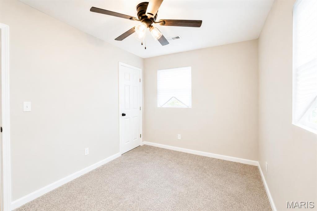913 Royal Heights Road Belleville, IL 62226 - Photo 15 of 15