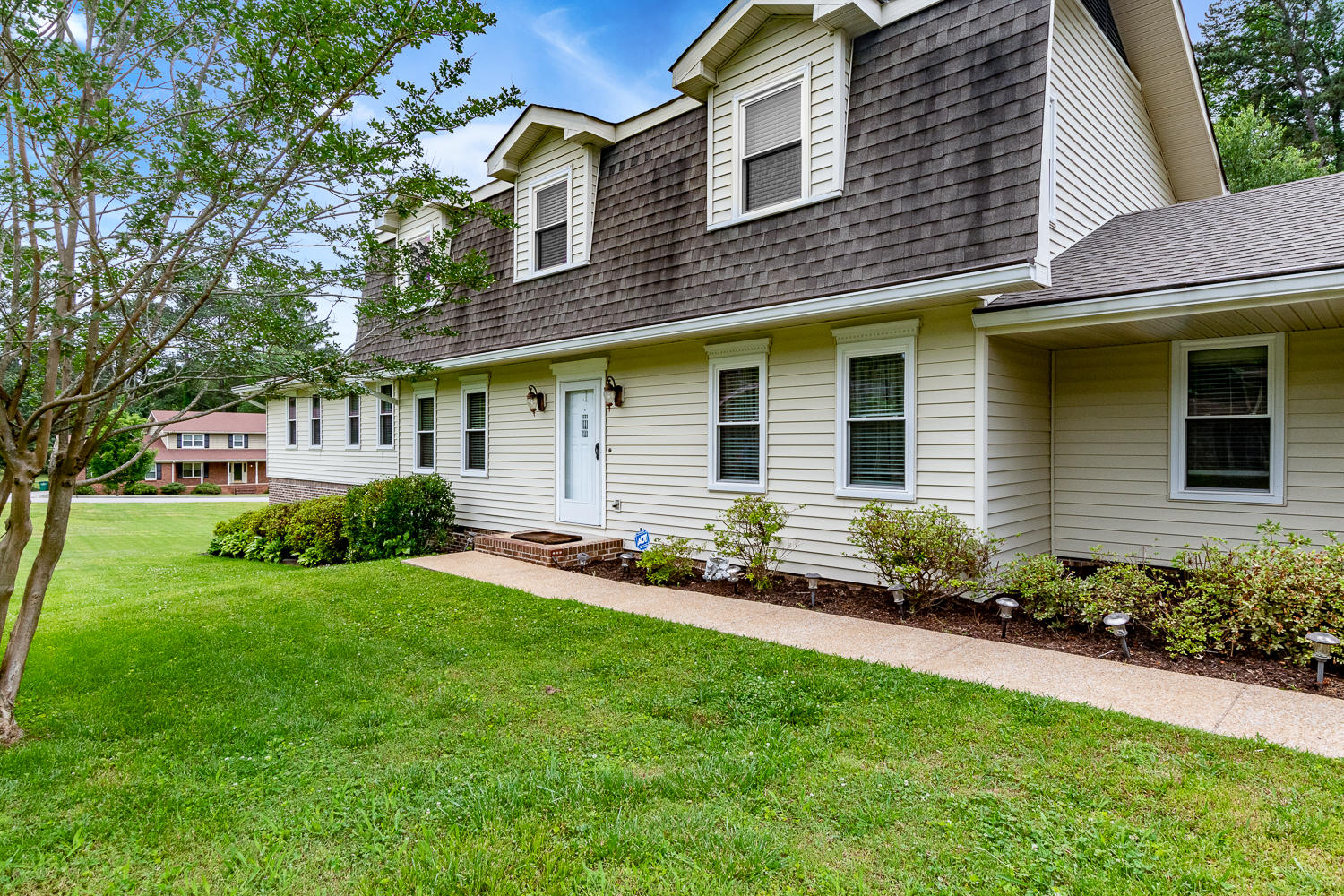 1006 Teeside Road Chattanooga, TN 37421 - Photo 3 of 32 1006 Teeside-3