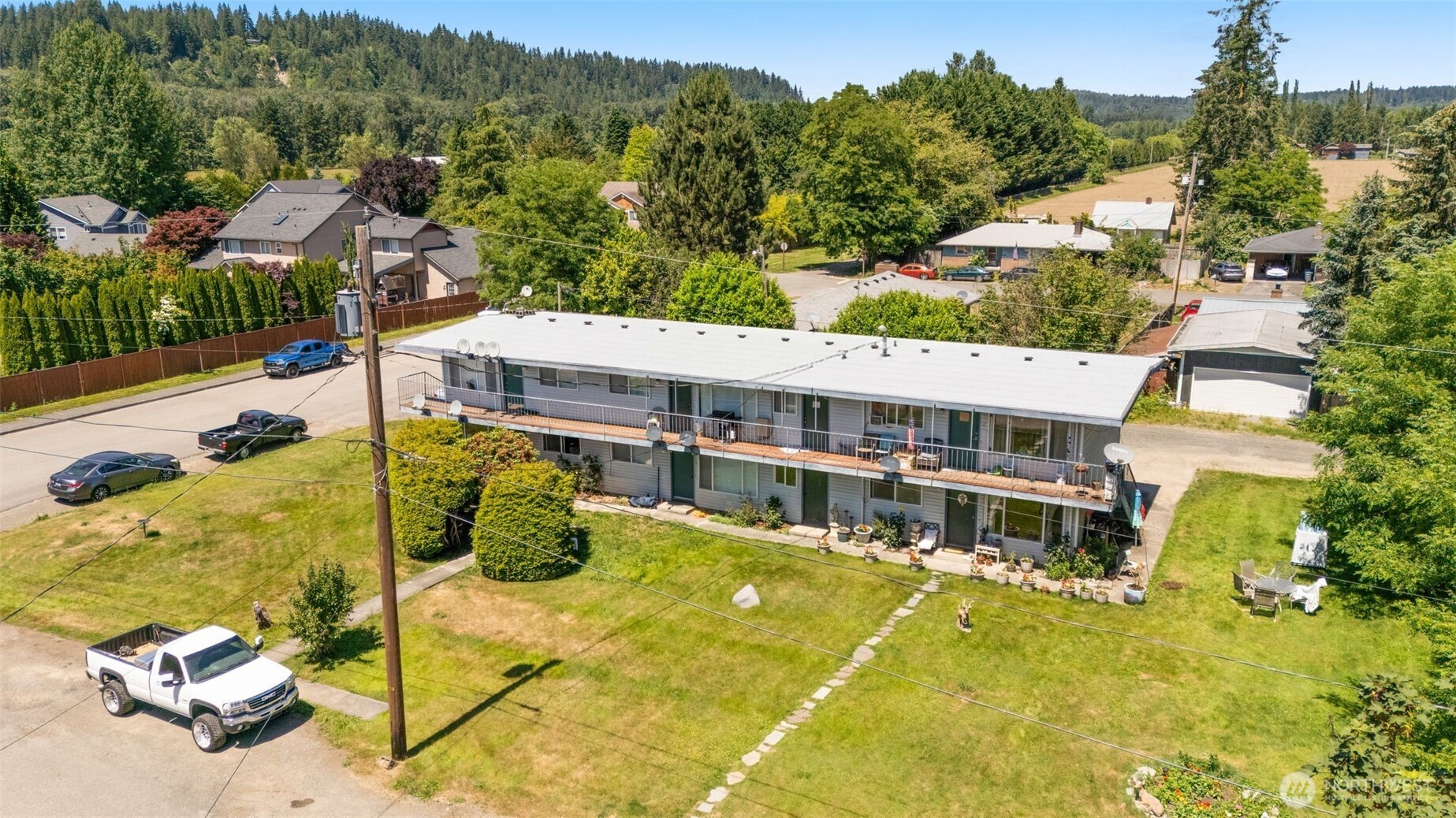 31624 West Rutherford Street Carnation, WA 98014 - Photo 3 of 20