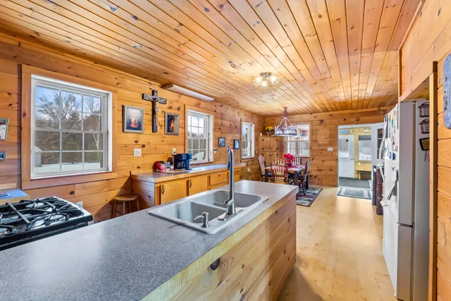 $415,000 | 25 Old Bingham Road, Solon, ME 04979