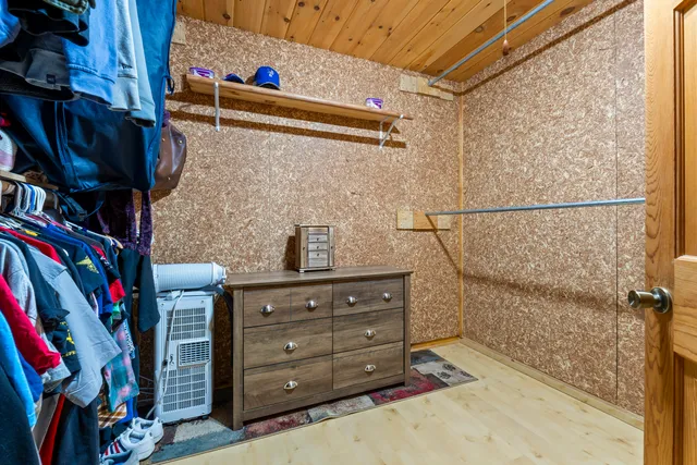 $415,000 | 25 Old Bingham Road, Solon, ME 04979