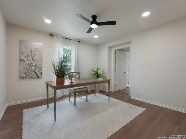 $1,795 | 10246 Highway 106 Loop, Adkins, TX 78101