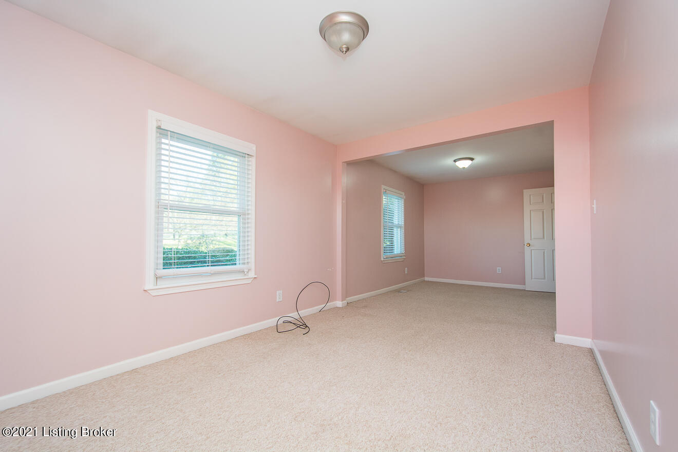5009 Thurman Road Louisville, KY 40299 - Photo 31 of 66 Bedroom