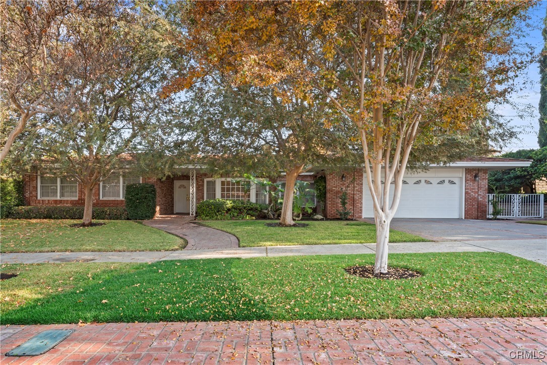2685 Horace Street Riverside, CA 92506 - Photo 1 of 33
