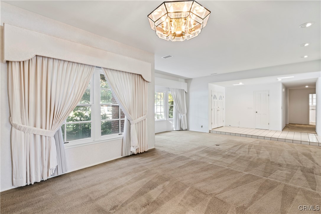 2685 Horace Street Riverside, CA 92506 - Photo 17 of 33 Dining Room