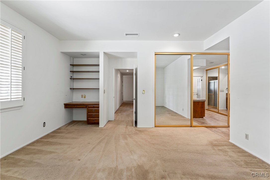 2685 Horace Street Riverside, CA 92506 - Photo 19 of 33 Primary Suite