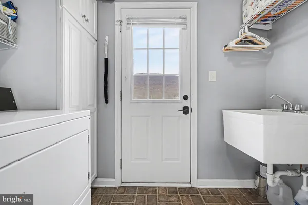 $560,000 | 7250 Ward Drive, Mercersburg, PA 17236