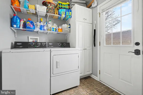 $560,000 | 7250 Ward Drive, Mercersburg, PA 17236