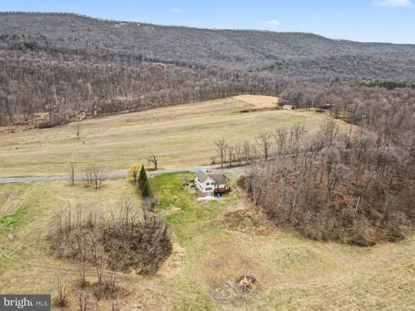 $560,000 | 7250 Ward Drive, Mercersburg, PA 17236